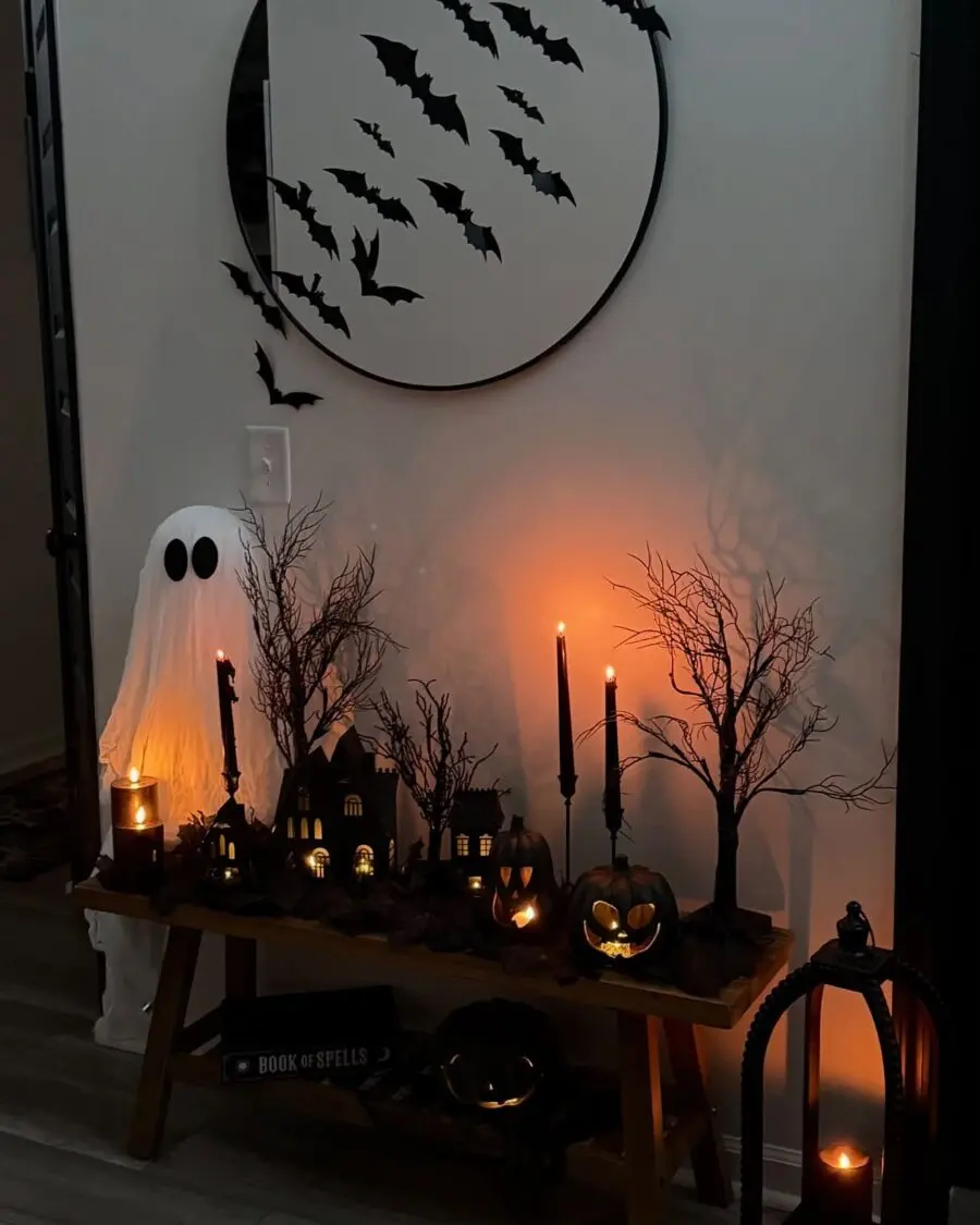 Enchanting Halloween decor for your home entrance