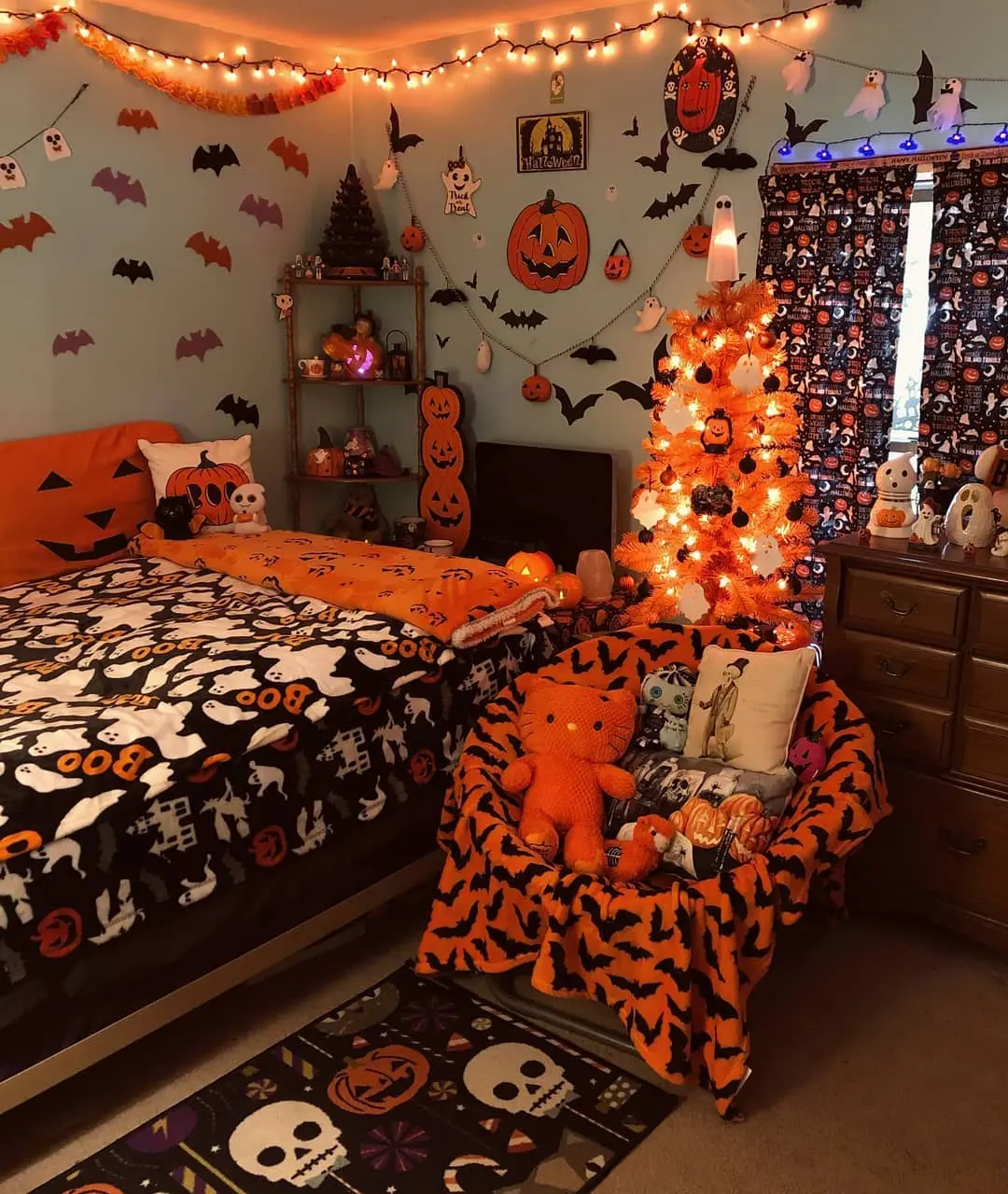 Charming and cozy Halloween-inspired bedroom decor