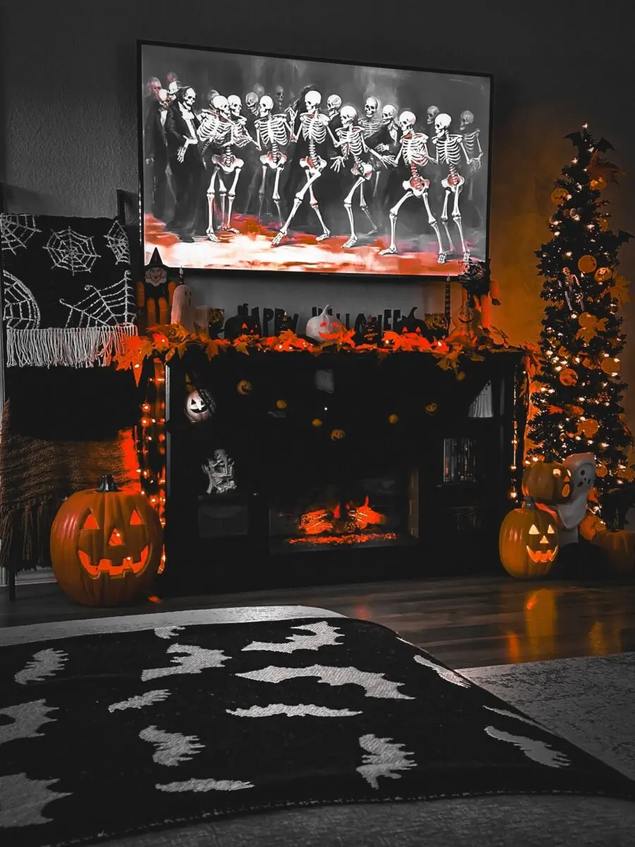 Charming Skeletons and Pumpkins Create Spooky Vibes