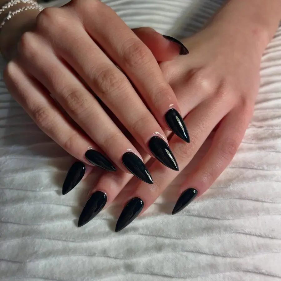 Chic Black Stiletto Nails for Bold Style