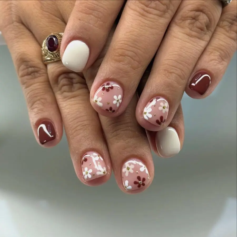 Chic floral Thanksgiving nail design for fall