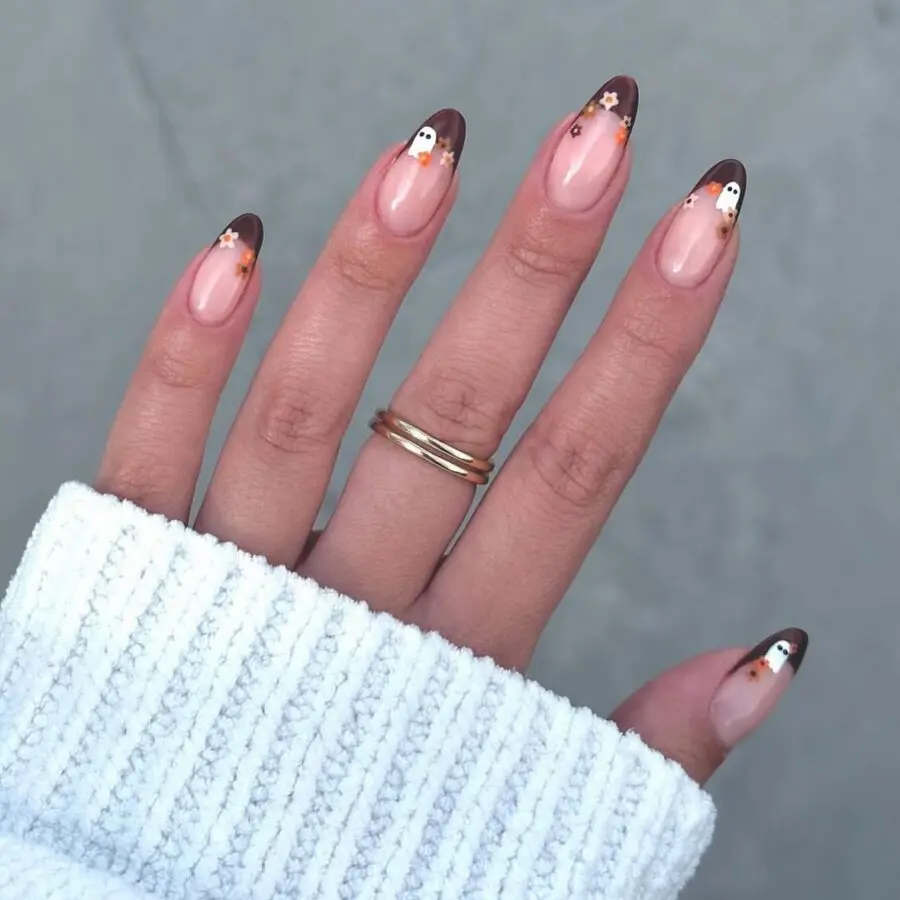 Charming Thanksgiving Nails with Cute Ghosts