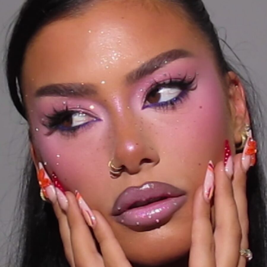 Vibrant Y2K-inspired Pastel Makeup Look