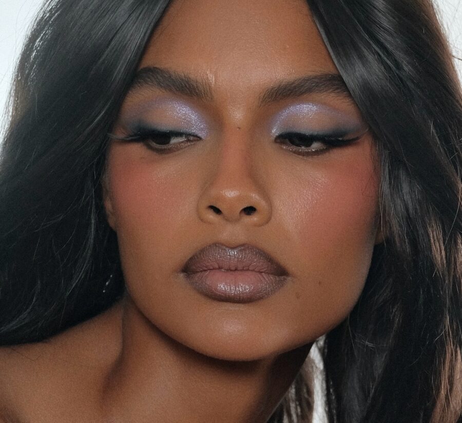Bold Y2K Makeup with Soft Pastel Hues