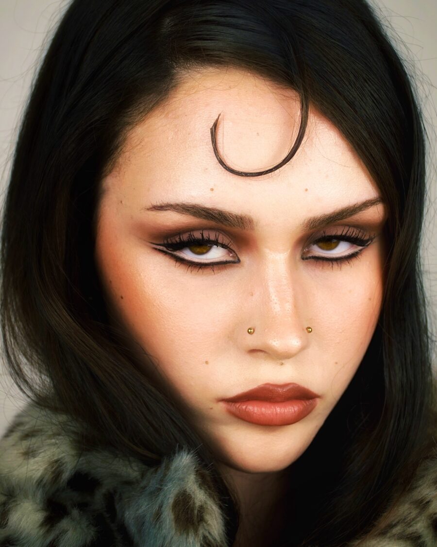 Bold and edgy y2k-inspired makeup style