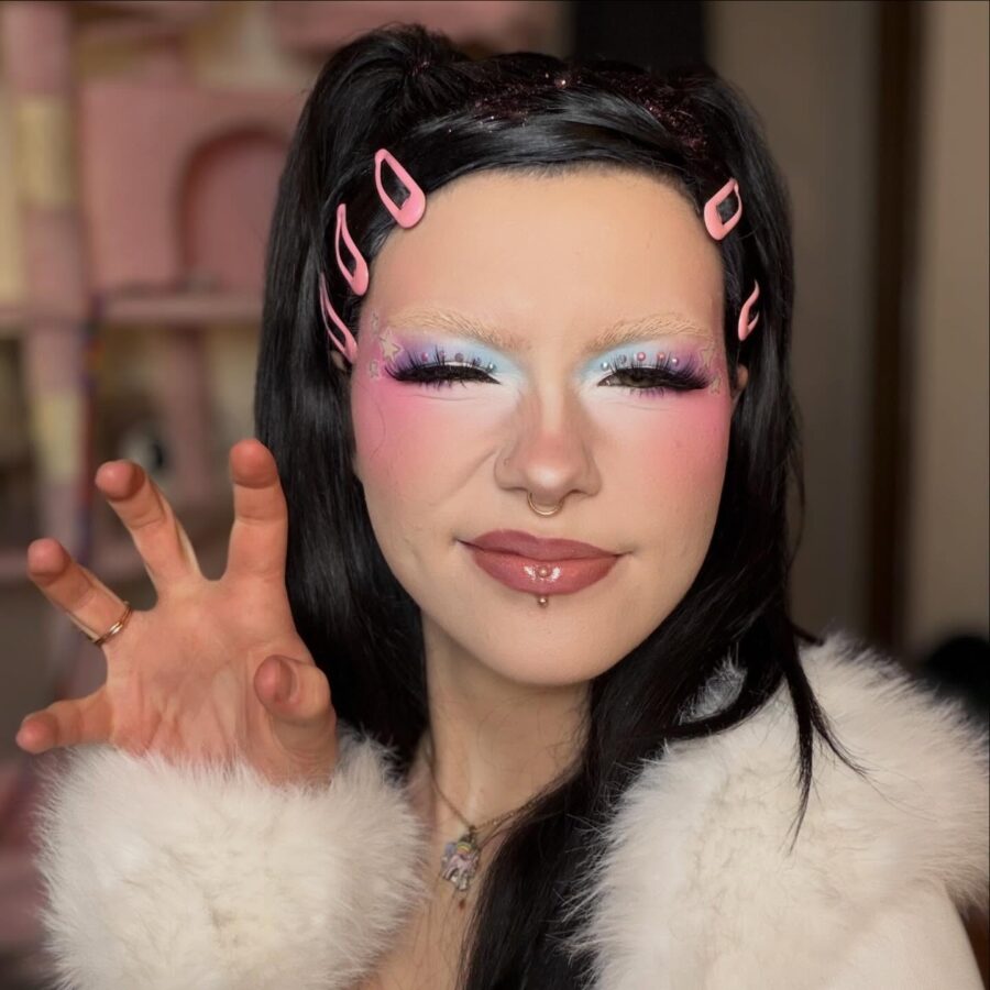 Bold Y2K glam with soft pastel tones